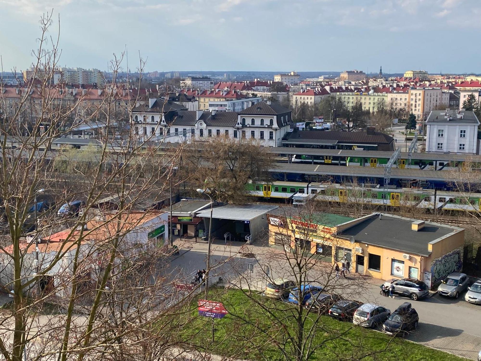Mieszkanie Blisko Dworca Pkp Apartment Radom Luaran gambar